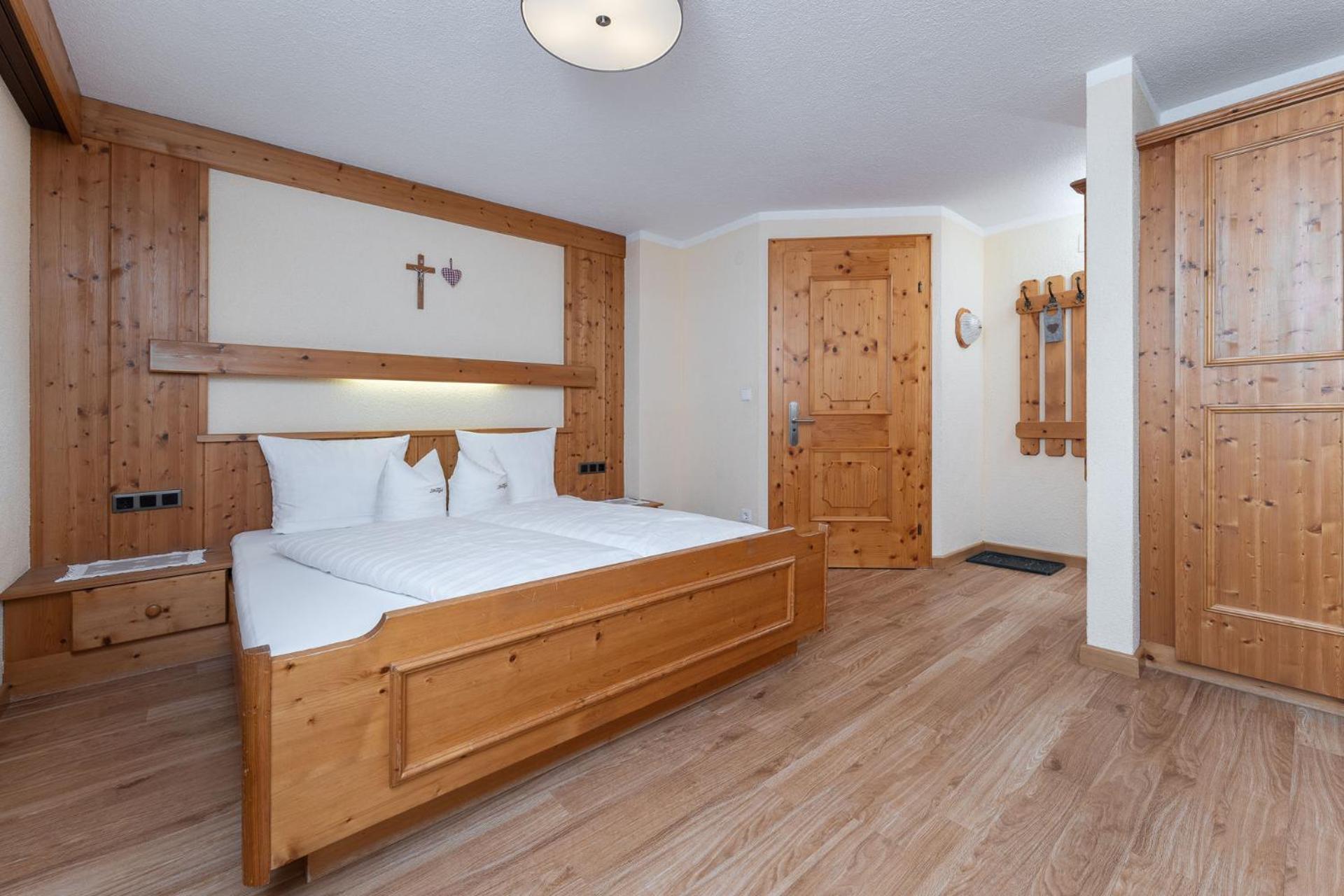 Haus Margret Bed & Breakfast Sankt Leonhard im Pitztal Bagian luar foto