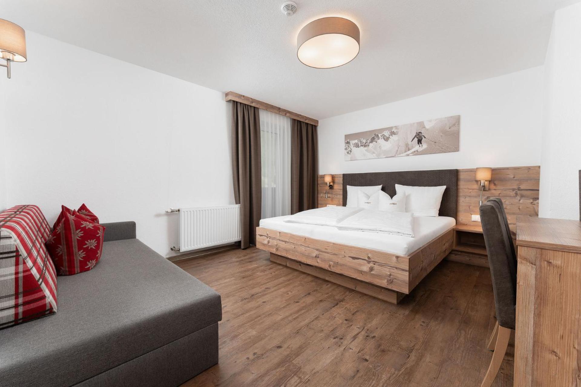 Haus Margret Bed & Breakfast Sankt Leonhard im Pitztal Bagian luar foto