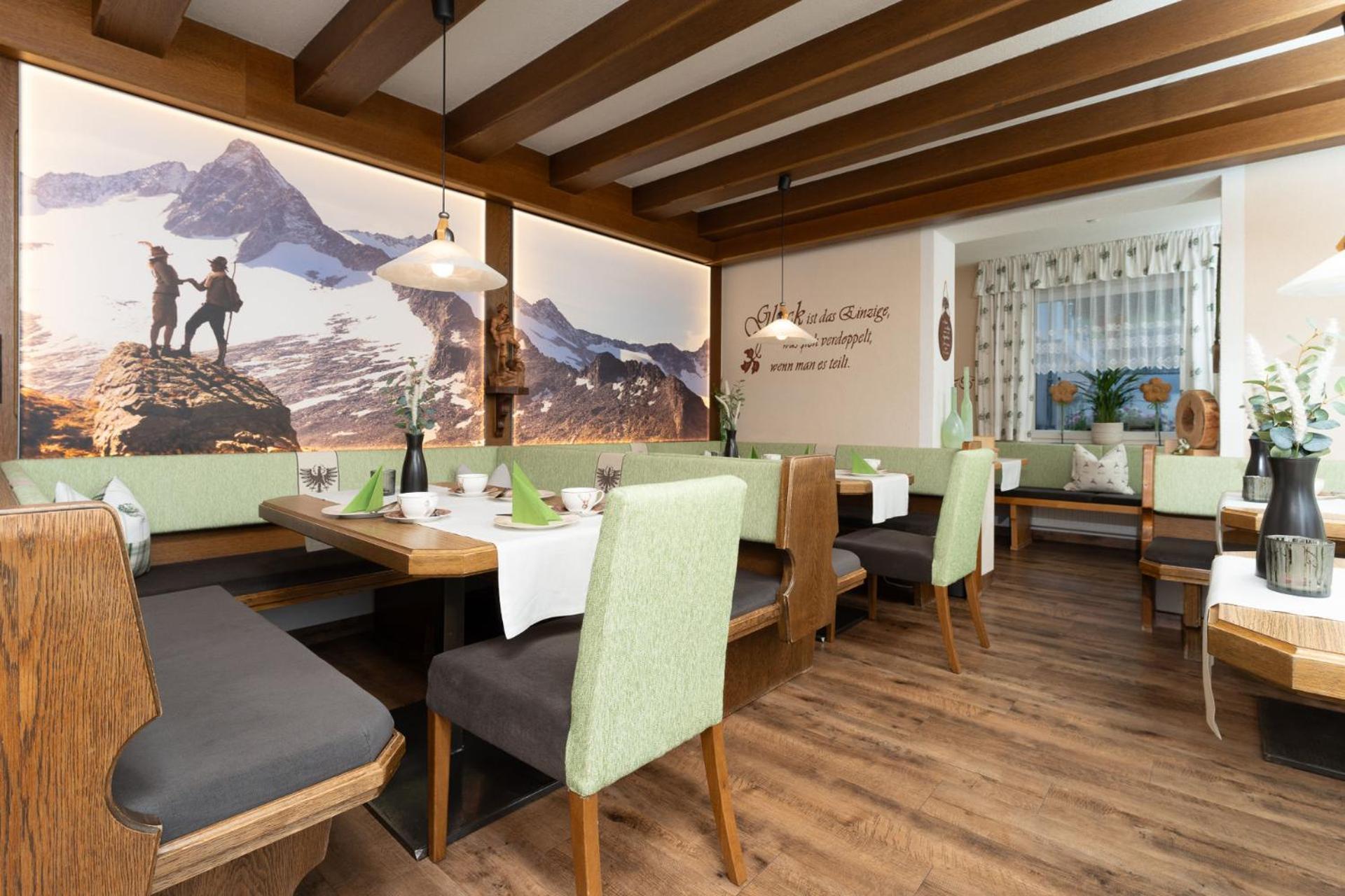 Haus Margret Bed & Breakfast Sankt Leonhard im Pitztal Bagian luar foto